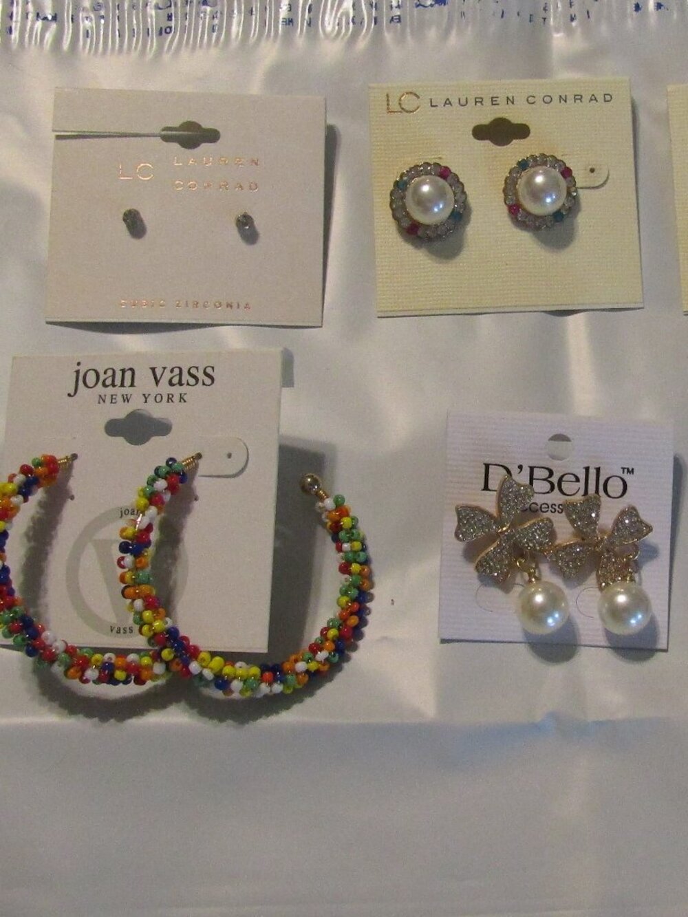 NOC Lot of 6 Pair Pierced Earrings Joan Vass - Mixit- D'Bello- Lauren Conrad (3)
